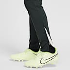 Chelsea F.C. Strike Older Kids' Nike Dri-FIT Football Knit Pants