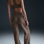 Pants de entrenamiento de tiro alto y piernas anchas para mujer Nike Sportswear Phoenix Fleece