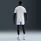 T-shirt da tennis Dri-FIT NikeCourt – Uomo