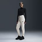 Pale Ivory/Black