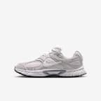 Phantom/Light Bone/Light Smoke Grey/Sail