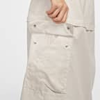 나이키 스포츠웨어 에센셜 여성 미드라이즈 우븐 카고 미디 스커트