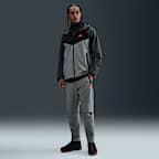 Smoke Grey/Bright Crimson