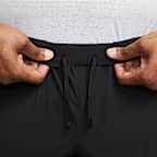 Short de running 2-en-1 18 cm Dri-FIT Nike Challenger pour homme