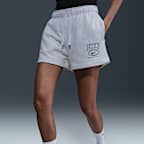 Shorts con gráfico de tiro medio de 10 cm para mujer Nike Sportswear Club Fleece