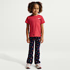 Playera de corte redondo para niños talla pequeña Nike Cherry
