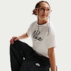 Nike Sportswear Club Older Kids' Woven Cargo Trousers