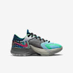 Freak 4 SE Older Kids' Basketball Shoes