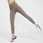 Nike Universa Women's High-Waisted 7/8 Leggings with No Front Seam