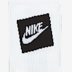 Nike Sportswear Everyday Essential Crew Socks (3 Pairs)