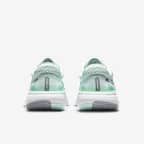 Nike Invincible 2 女款路跑鞋