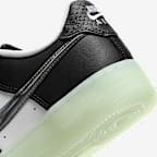 Tenis para niños grandes Nike Air Force 1 LV8
