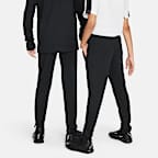 Nike Academy Older Kids' Dri-FIT Football Pants