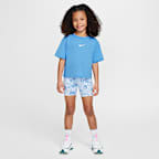Playera deportiva Femme para niños talla pequeña Nike