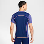 Playera de fútbol Dri-FIT para hombre Nike Strike+