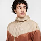 Chamarra con gorro para hombre Nike Sportswear Windrunner
