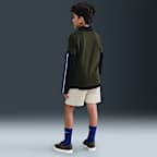 Nike Sportswear Older Kids' T-Shirt