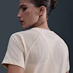 Dámské běžecké tričko Dri-FIT Nike Trail s krátkým rukávem