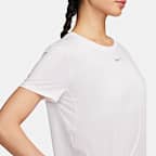 เสื้อแขนสั้นผู้หญิง Dri-FIT Nike One Classic