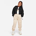 Nike Sportswear Club Fleece Older Kids' Loose Trousers