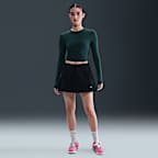 เสื้อแขนยาวเอวลอยทรงเข้ารูปผู้หญิง Nike Sportswear Chill Knit