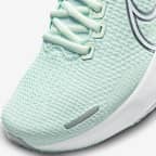 Nike Invincible 2 女款路跑鞋