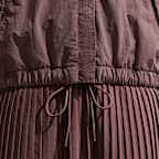 Chamarra de coach oversized para mujer Nike Sportswear