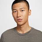 Nike Men's T-Shirt