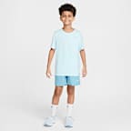 เสื้อเทรนนิ่งเด็กโต Nike Dri-FIT Miler (ชาย)