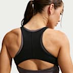 Bra deportivo de media sujeción con almohadillas para mujer Nike One