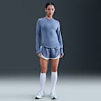 Playera de correr de manga larga de cuello redondo Dri-FIT UV para mujer Nike Swift