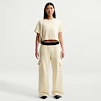 Playera de manga corta holgada cropped para mujer Nike Sportswear Classic