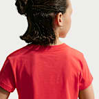 Nike Sportswear 大童 (女童) 短版 T 恤