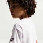 Conjunto de 2 piezas de jersey holgado para niños talla pequeña Nike Sportswear In The Zone