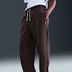 Nike Standard Issue Therma-FIT Yumuşak Açık Paçalı Erkek Basketbol Eşofman Altı