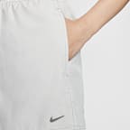 Nike Sportswear Classic Wovens Women's Mid-Rise Shorts