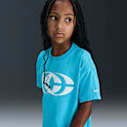 Playera de básquetbol Nike Max90 para niños Caitlin Clark