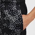Nike Academy Pro Older Kids' Dri-FIT Football Shorts