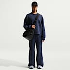 Nike 24.7 ImpossiblySoft Dri-FIT ekstra stor overdel med rund hals til dame