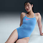 Traje de baño de una sola pieza de espalda cruzada para mujer Nike Swim HydraStrong