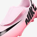 Nike Jr. Mercurial Vapor 15 Club Younger Kids' MG Low-Top Football Boot