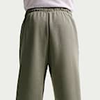 Nike Standard Issue Men's Therma-FIT Brushed Open-Hem Basketball Pants