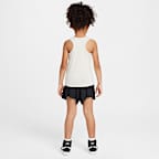 Conjunto de 2 piezas de camiseta de tirantes y shorts de malla Wild Flower Nike Dri-FIT para niños talla pequeña