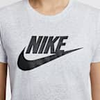 เสื้อยืดผู้หญิงมีโลโก้ Nike Sportswear Essentials