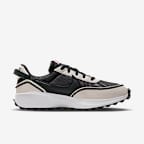 รองเท้าผู้ชาย Nike Waffle Debut SE