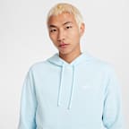 เสื้อมีฮู้ดผ้าฟลีซแบบสวม Nike Sportswear Club