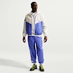Chamarra Nike Windrunner de tejido Woven con estampado para hombre