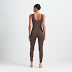 Leggings de tiro alto de 66 cm con refuerzo en las rodillas para mujer NikeSKIMS Matte