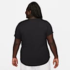 Nike Sportswear Essentials Women's Logo T-Shirt (Plus size)