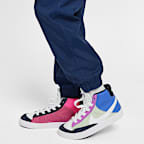 Nike Sportswear Club Older Kids' Woven Joggers